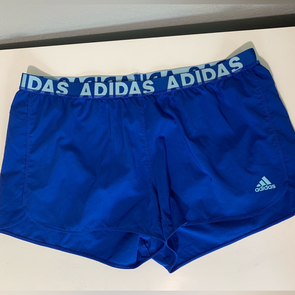 NWOT ADIDAS AERO READY SHORTS SIZE LARGE